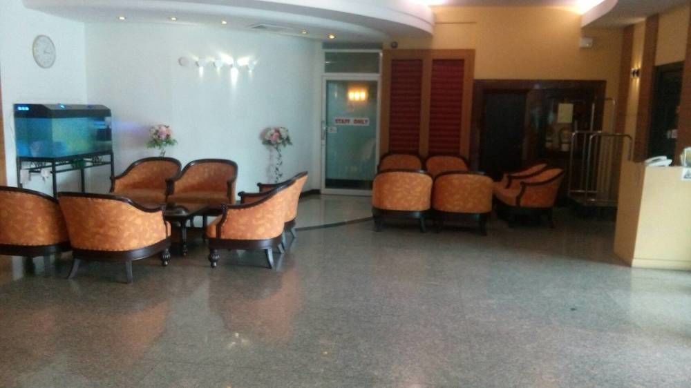 Bp Grand Suite Hotel Hat Yai Esterno foto