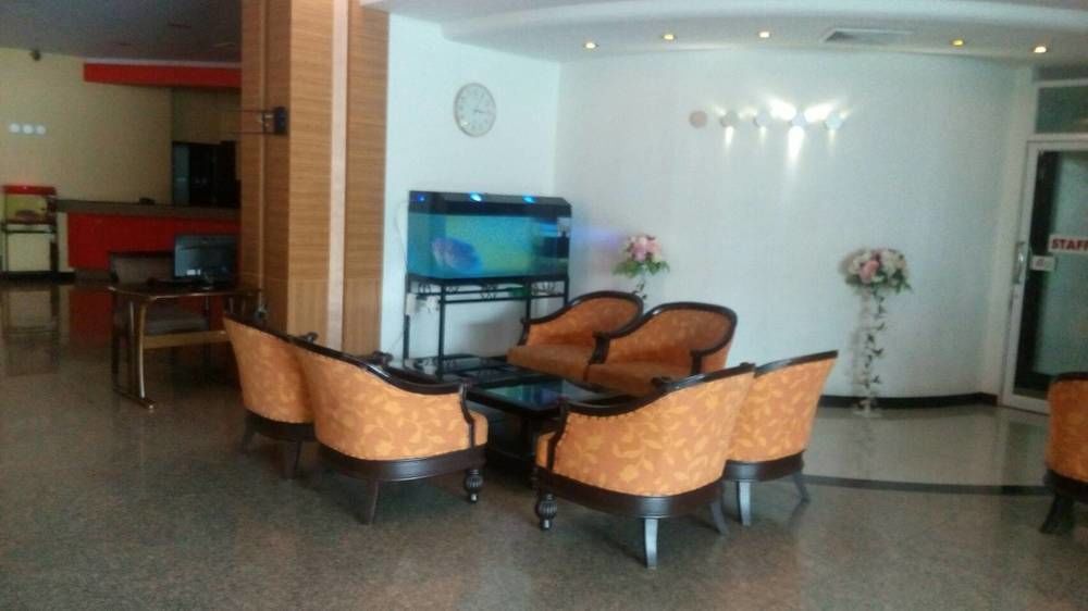 Bp Grand Suite Hotel Hat Yai Esterno foto