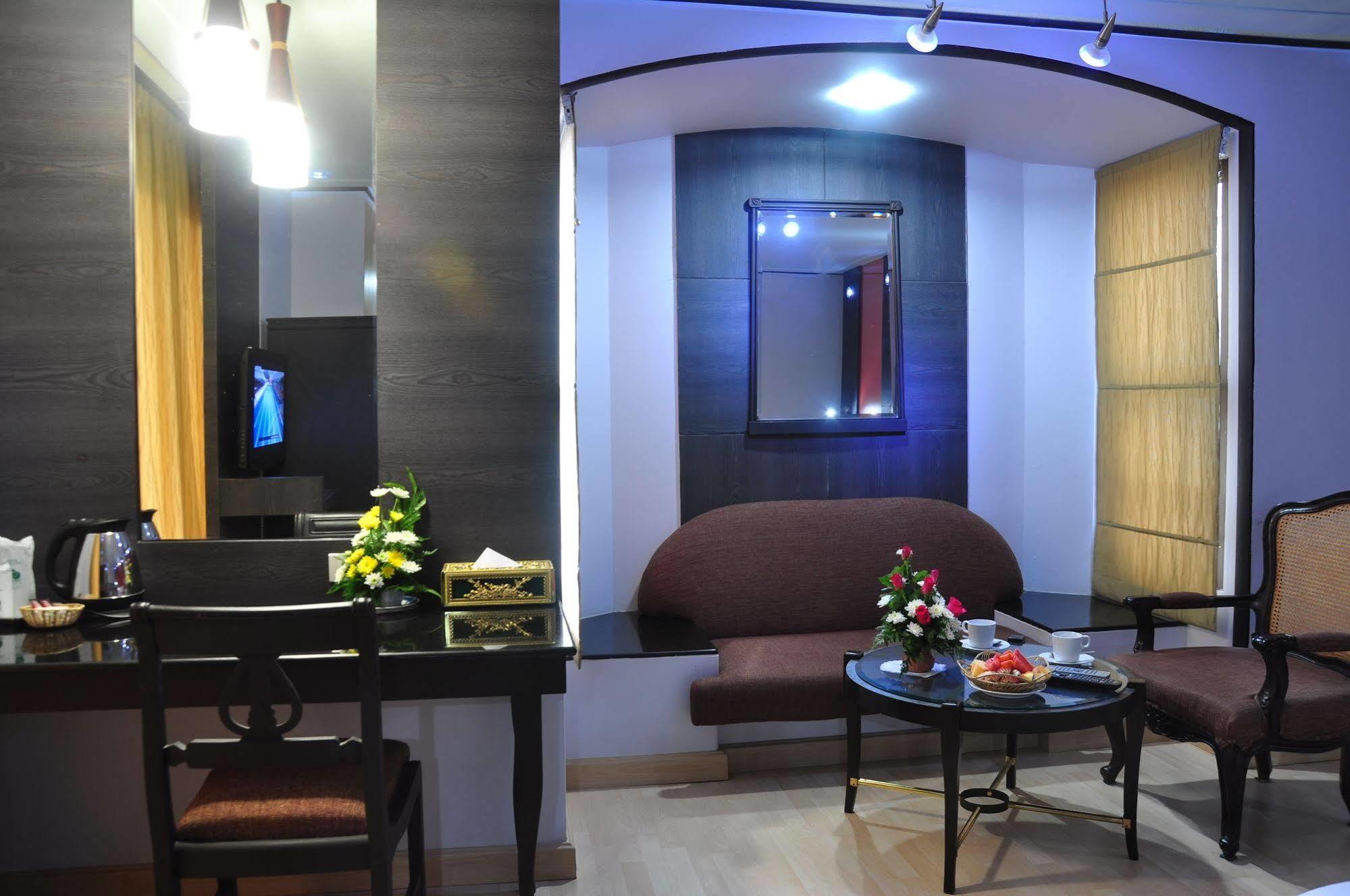 Bp Grand Suite Hotel Hat Yai Esterno foto