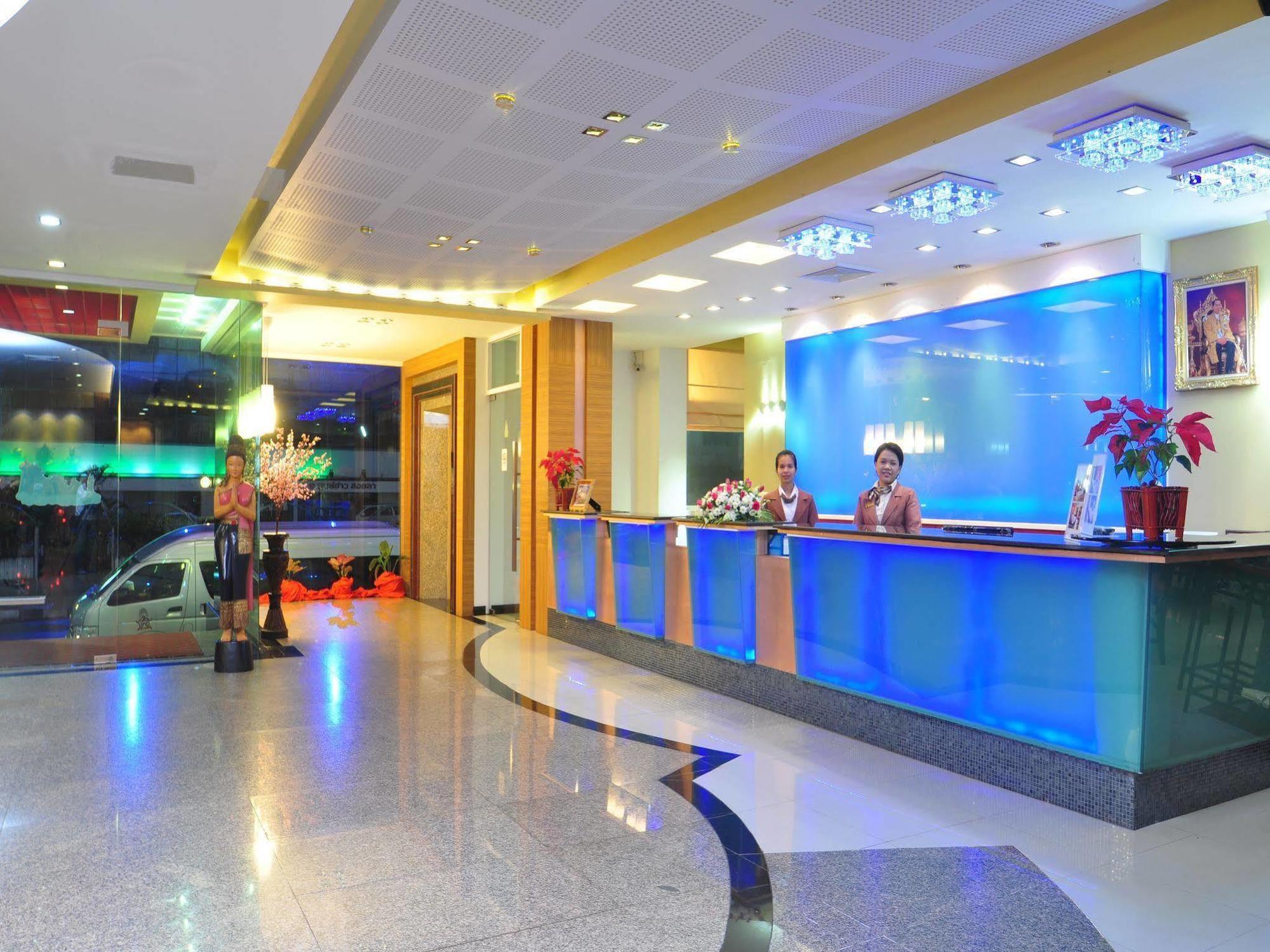Bp Grand Suite Hotel Hat Yai Esterno foto