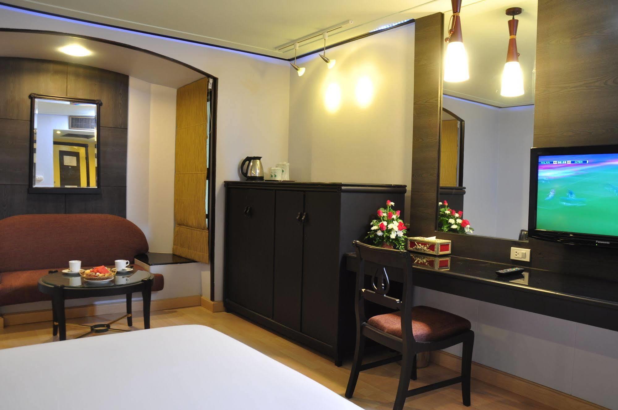 Bp Grand Suite Hotel Hat Yai Esterno foto